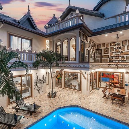Potterland Luxury Pool Villa Pattaya Walking Street 6 Bedrooms Buitenkant foto