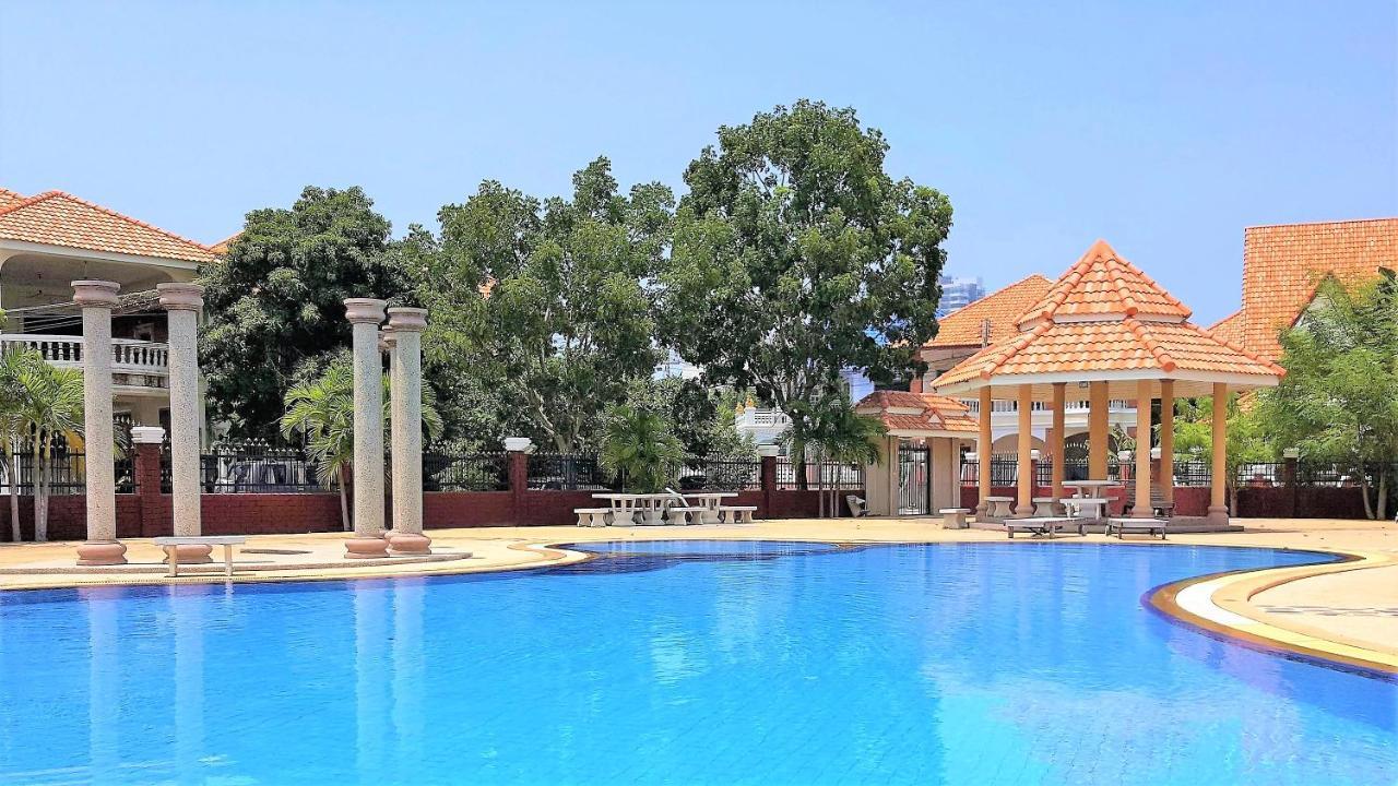 Potterland Luxury Pool Villa Pattaya Walking Street 6 Bedrooms Buitenkant foto